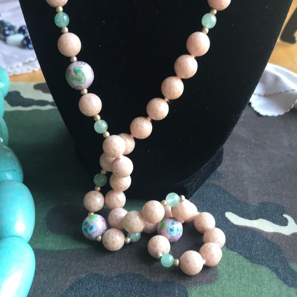 Pink beads - Picture 2 of 2